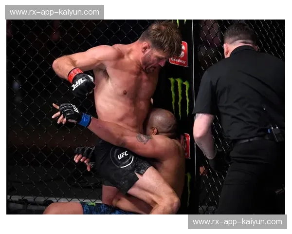 丹尼尔·科米尔vs：UFC传奇的史诗对决与不朽之路